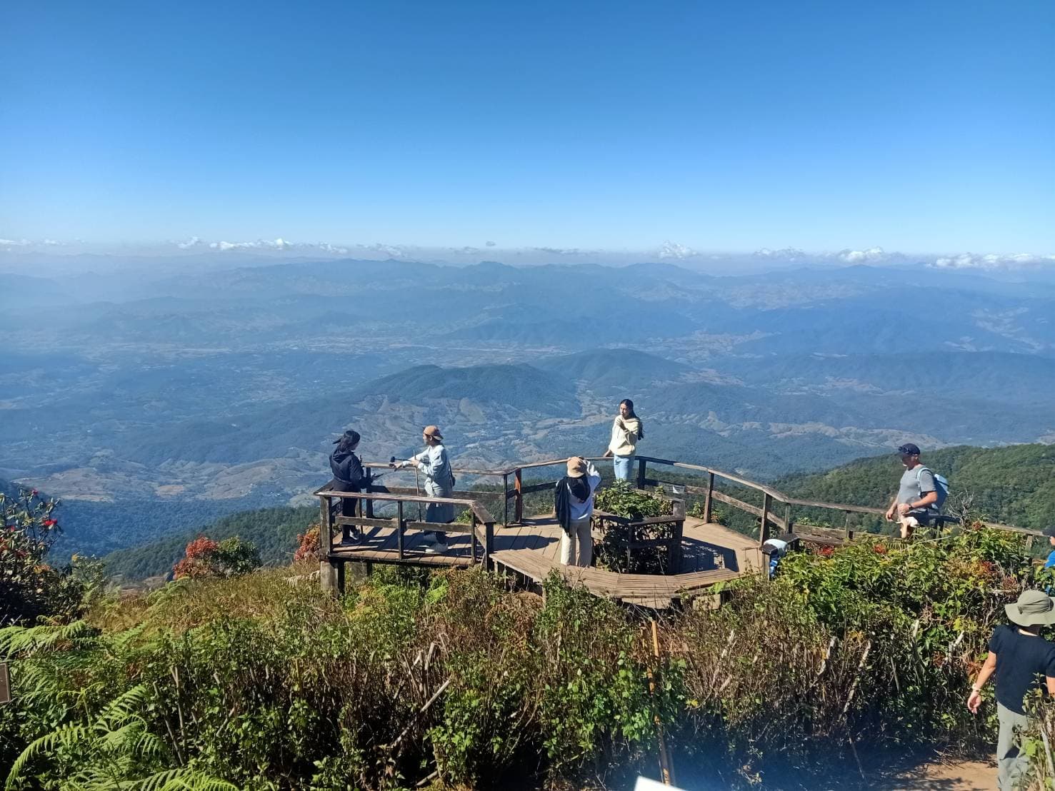 Chiang Mai: Doi Inthanon National Park One-Day Highlights Experience with Scenic Trekking
