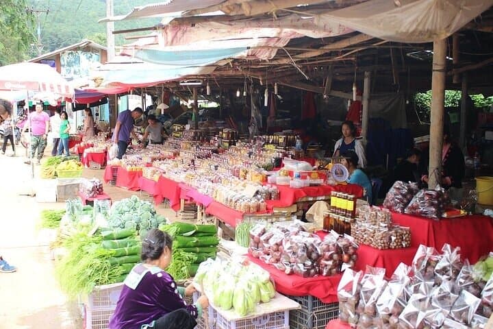 Visit Hmong market