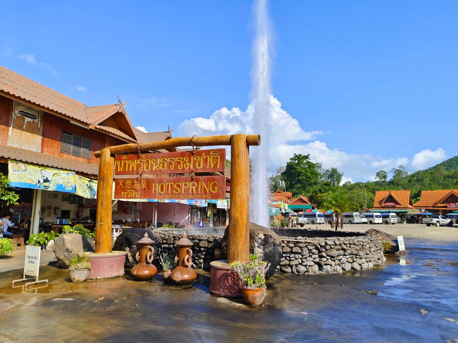 Chiang Rai Signature Temples Day Tour: White, Blue & Red from Chiang Mai