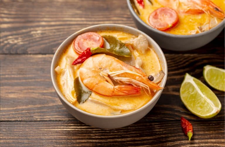 The rice barn thai cooking farm